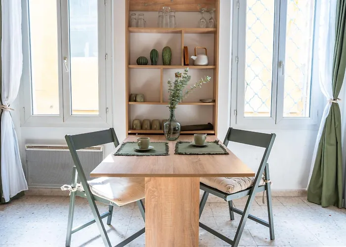 Lägenhet Elegant Et Cosy