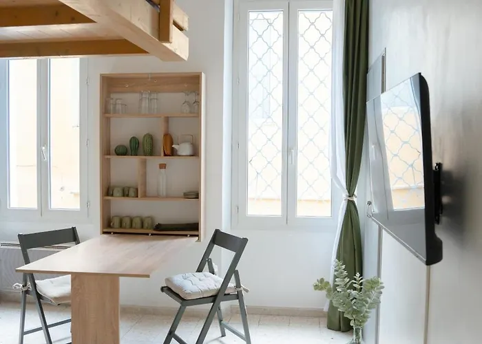 아파트 Elegant Et Cosy